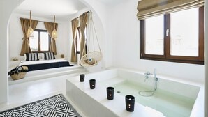 Bathroom - Le Blanc Resort Two Luxury Villas (Santorini)
