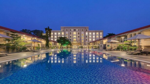 Pool - The Fern Sardar Sarovar Resort (Garudeshwar)