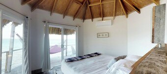 Thatch Caye