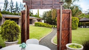 Outdoor dining - Drakensview Self Catering (Winterton)