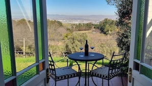 Outdoor dining - Zevenwacht (Cape Town)