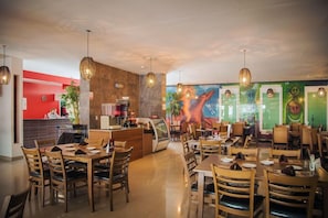 Dining - Hotel Paradise La Paz (La Paz)