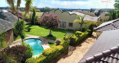 Mmakosha Lodge