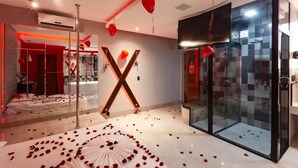 Ảnh chưa phân loại, 5 trong số 56 ảnh, nút