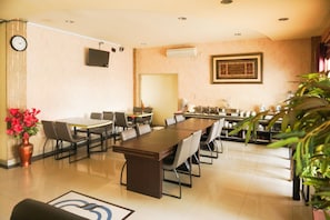 Unclassified image, 3 of 45, button - OYO 2255 Hotel Aifih (Palembang)