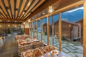 Dining - Echor Himalayan Heights Luxe Manali (Manali)
