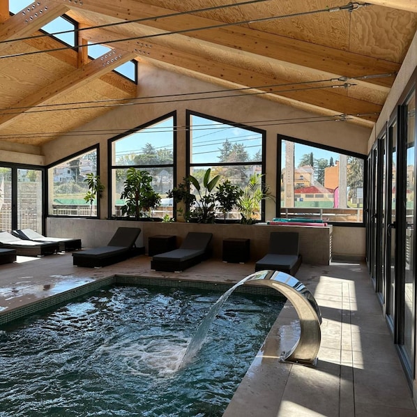 Pool - La Violeta Hotel SPA & Chill OUT (Castelltercol)