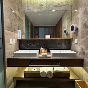 Bathroom - Hotel Gafsacomm Edzna (Tixmucuy)