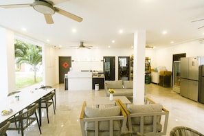 Imej tidak diklasifikasikan, 2 daripada 35, butang