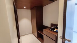 Ảnh chưa phân loại, 4 trong số 5 ảnh, nút