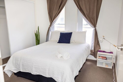 Relaxing Gateway: Private Room 1
