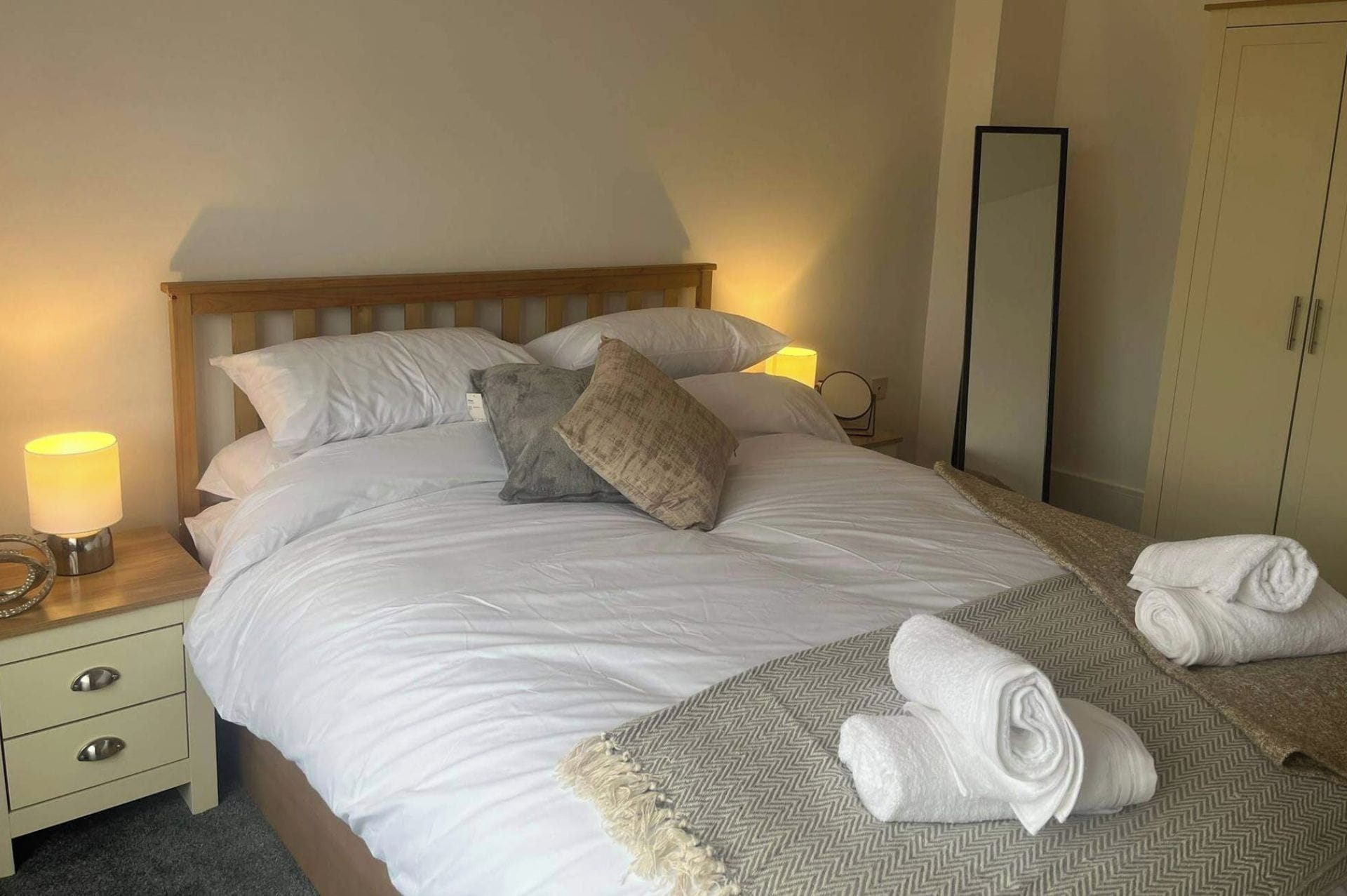3 dormitorios, wifi gratis, ropa de cama