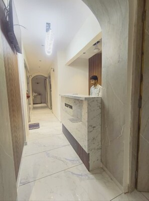 Unclassified image, 2 of 15, button - Hotel PLAN SKY (Ahmedabad)
