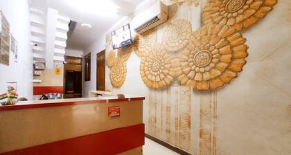 Premium Rooms For Corporates, Couples, Families, Students And Travelers