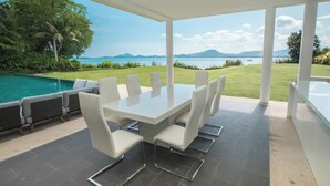 Outdoor dining - Yamu Beachfront 7Bedroom Estate Villa (Thalang District)