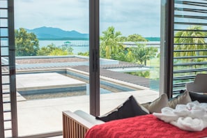 Villa Luxury, vista oceano parziale | Spa