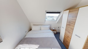 Room - K Suites - Modern 2 bed Apt w/ FREE parking (Lowestoft)