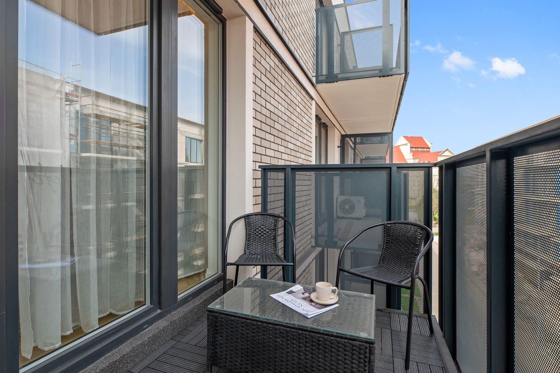 Deluxe Studio Suite, Air conditioning | Balcony