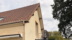 Exterior - Vrbo Property (Grand-Couronne)