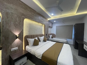 Quarto triplo luxo, vista para a cidade