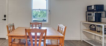 2 Red Level Rentals on a Working Farm!