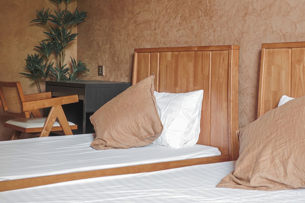 Phòng Deluxe, 1 giường đơn, quang cảnh vườn | Truy cập Internet không dây miễn phí, bộ trải giường 