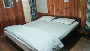 Unclassified image, 4 of 9, button - Forest Rest House Sojha (Banjar Distt. Kullu)