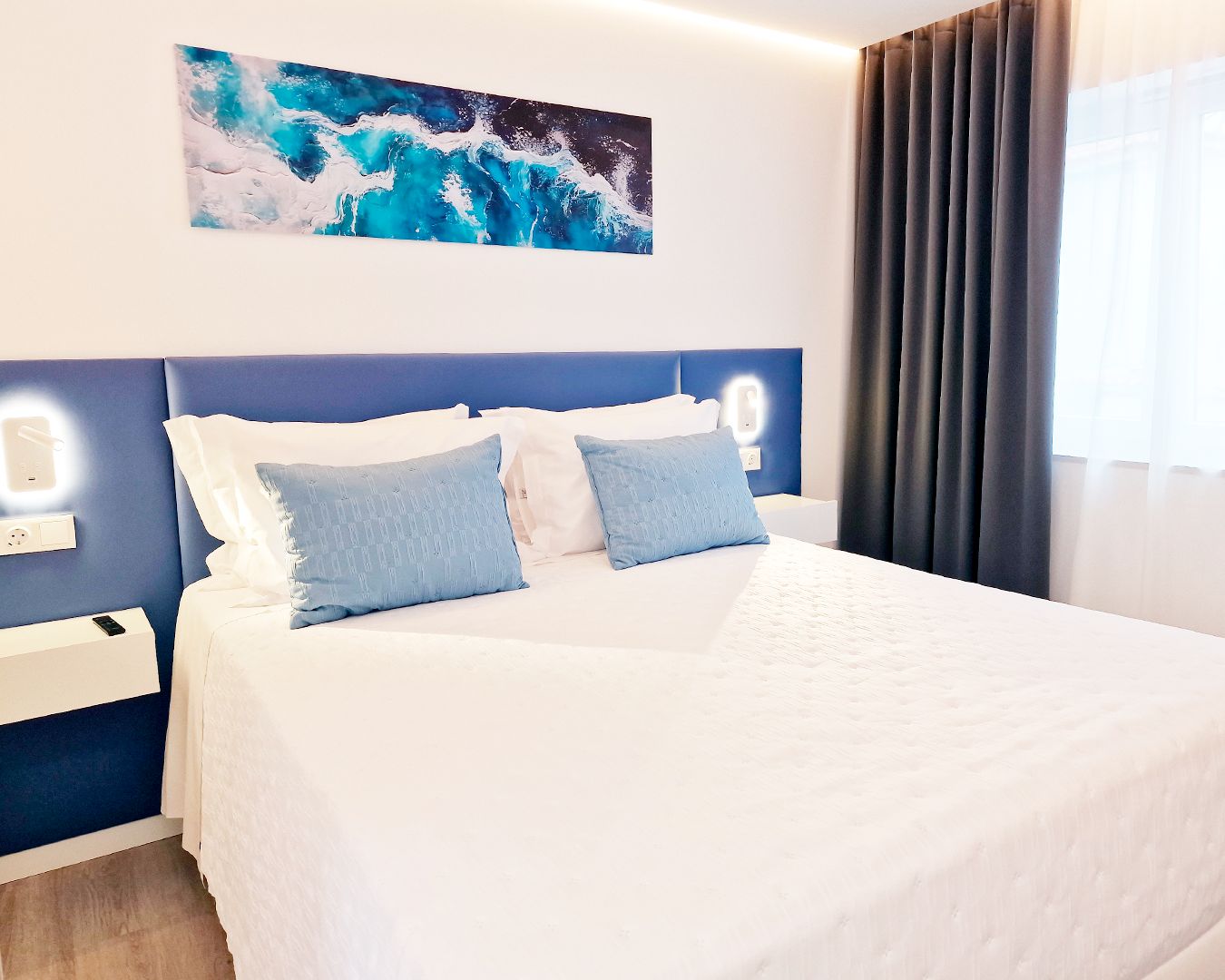 Superior Double Room, Balcony, City View | Premium bedding, Select Comfort beds, laptop workspace, WiFi (free)