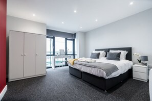 Room - K Suites - Modern Seaview 2bed Flat w/free parking (Lowestoft)