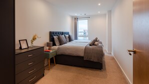 Unclassified image, 3 of 17, button - K Suites - Cozy 2 bed Apt w/balcony view (Slough)
