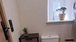 Bathroom - Vrbo Property (Normandie)