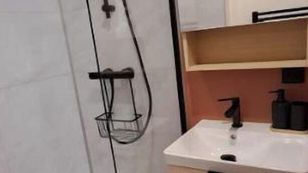 Bathroom - Vrbo Property (Normandie)