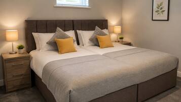 WiFi (free), bed sheets