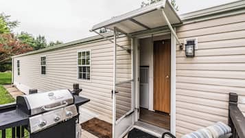 House, 2 Bedrooms, Garden View | Terrace/patio