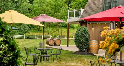 Stable & Vine