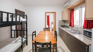 Family Room, Balcony, Garden View | Private kitchen - Villa Star (Ksamil)