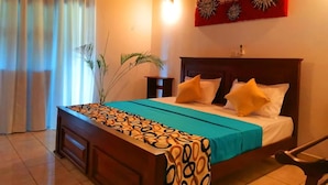 Deluxe Double Room, Balcony, River View - Joy Villa (Aluthgama)
