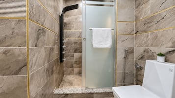 Apartment | Bathroom | Free toiletries, hair dryer, towels, soap