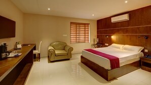 Phòng 4 dành cho gia đình | Bàn 