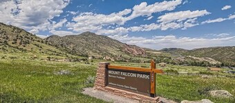 Welcoming 1-bedroom house with AC in charming Littleton