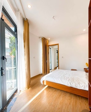 Ảnh chưa phân loại, 5 trong số 13 ảnh, nút