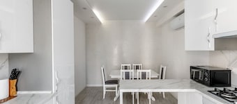 Contemporary Urban Retreat, Bright & Stylish