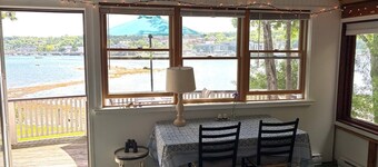 Springtide Cottage - Steps from Penobscot Bay!