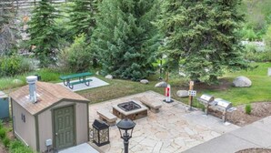 Outdoor dining - Vail | Family Ski Escape | Pool + Hot Tub (Vail)