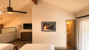 Room - Vail | Ski & Mountain Escape | Pool + Hot Tubs (Vail)