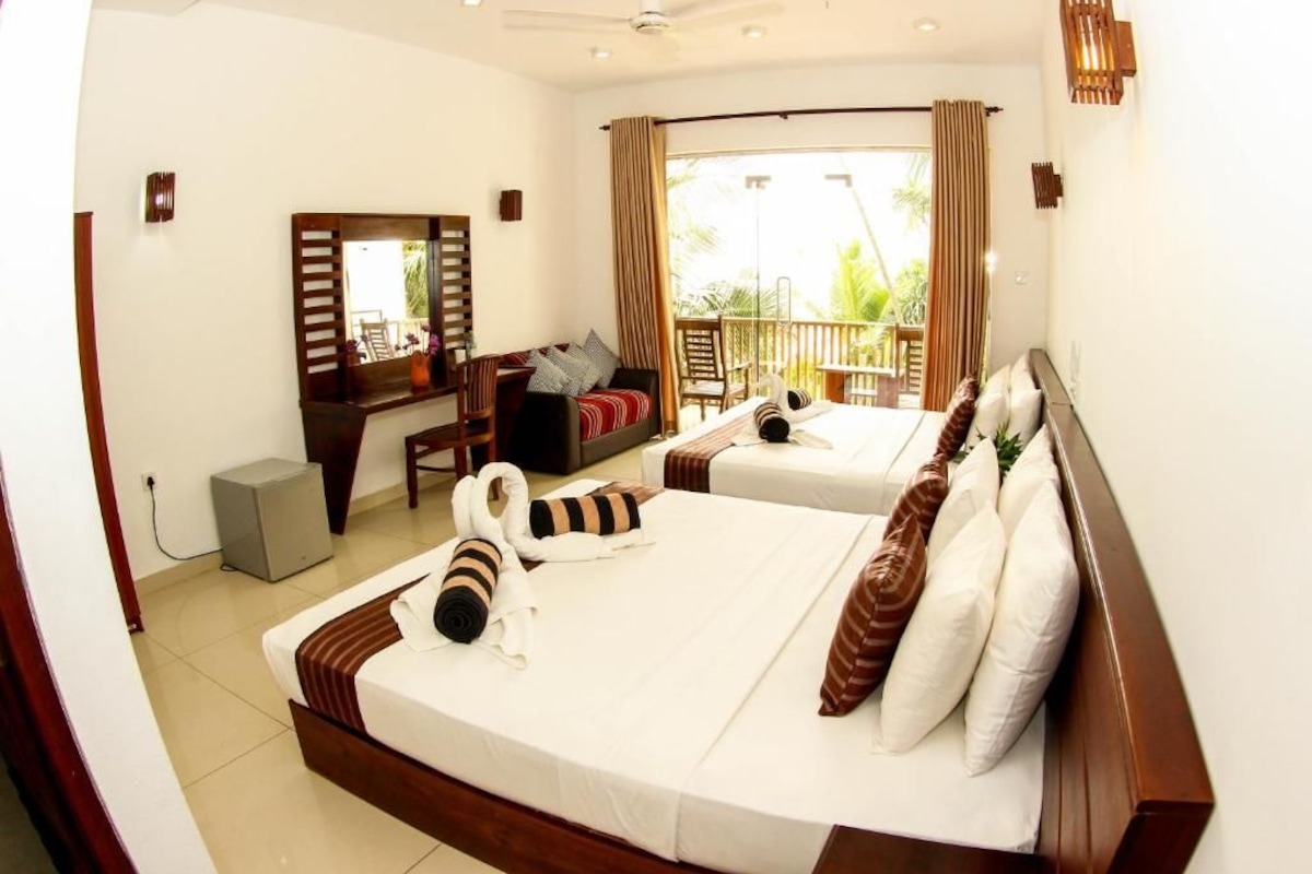 Chambre Familiale, balcon, vue mer