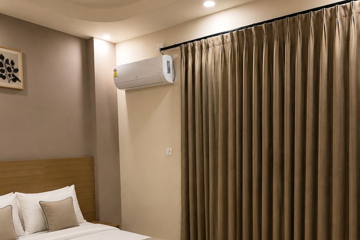 Habitación individual superior, vistas a la ciudad | Wifi gratis