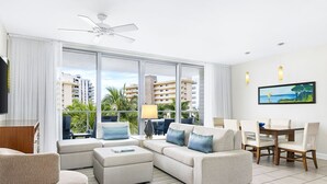 Living area - Marriott Crystal Shores Resort - Poolside Luxurious 2BR Condo (Marco Island)