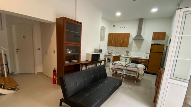 Interior - Double room + private bathroom in Casa Palacio 7 (Sevilla)