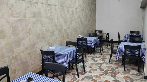 Tempat makan outdoor